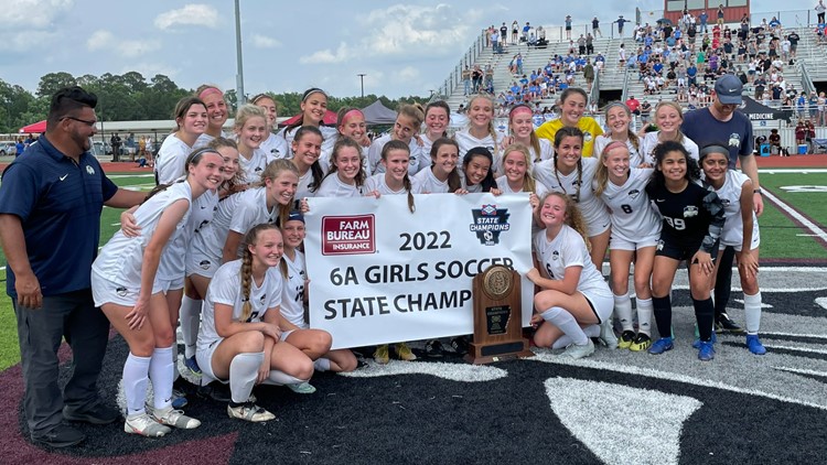 Bentonville West takes down Fayetteville to win 6A girls' soccer state championship