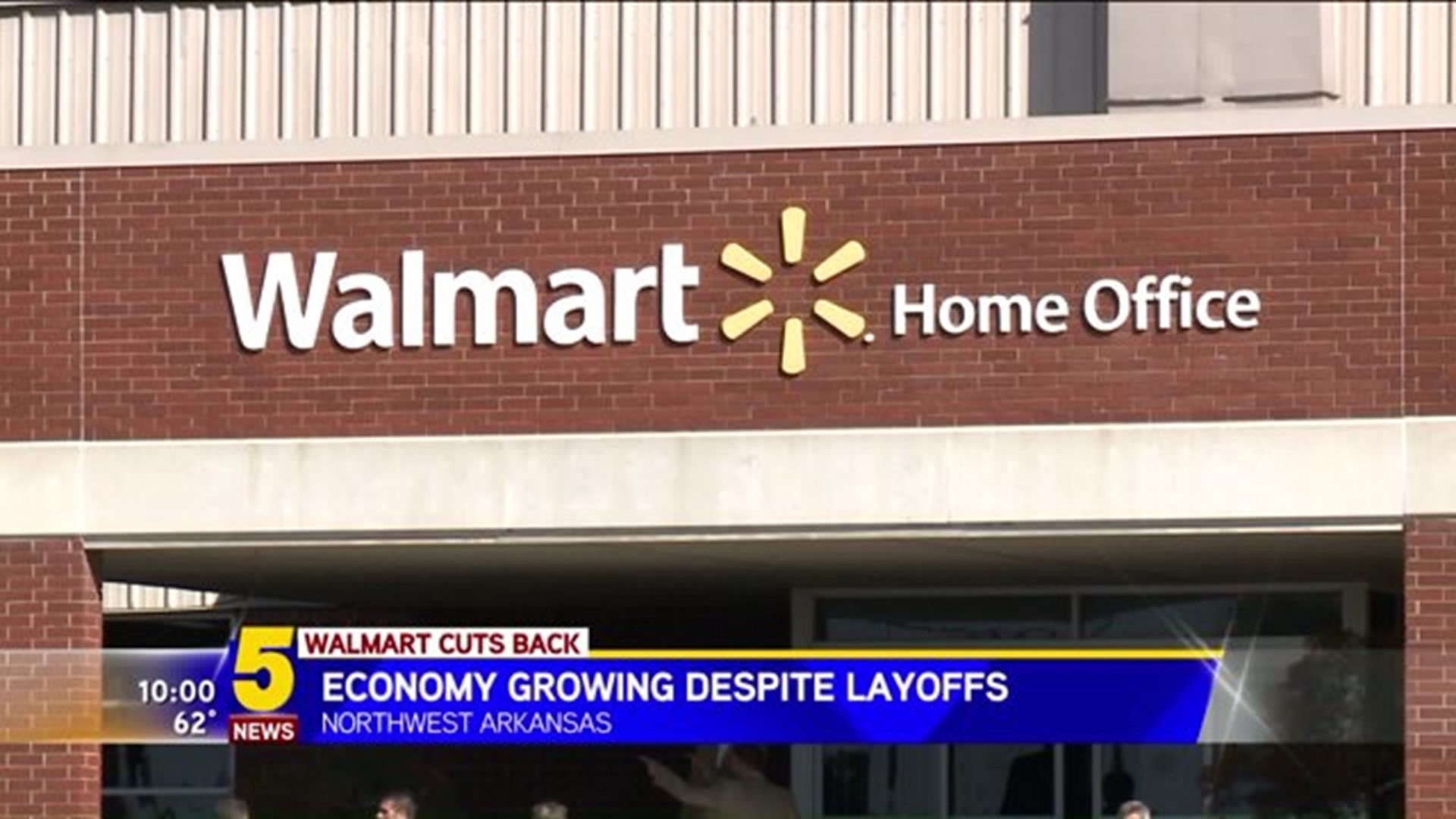 Expert Talks Walmart Layoffs