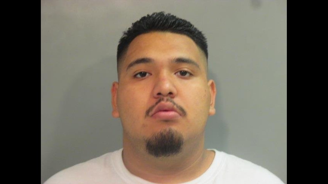 Known Gang Leader Arrested After Pointing Gun At Couple | 5newsonline.com