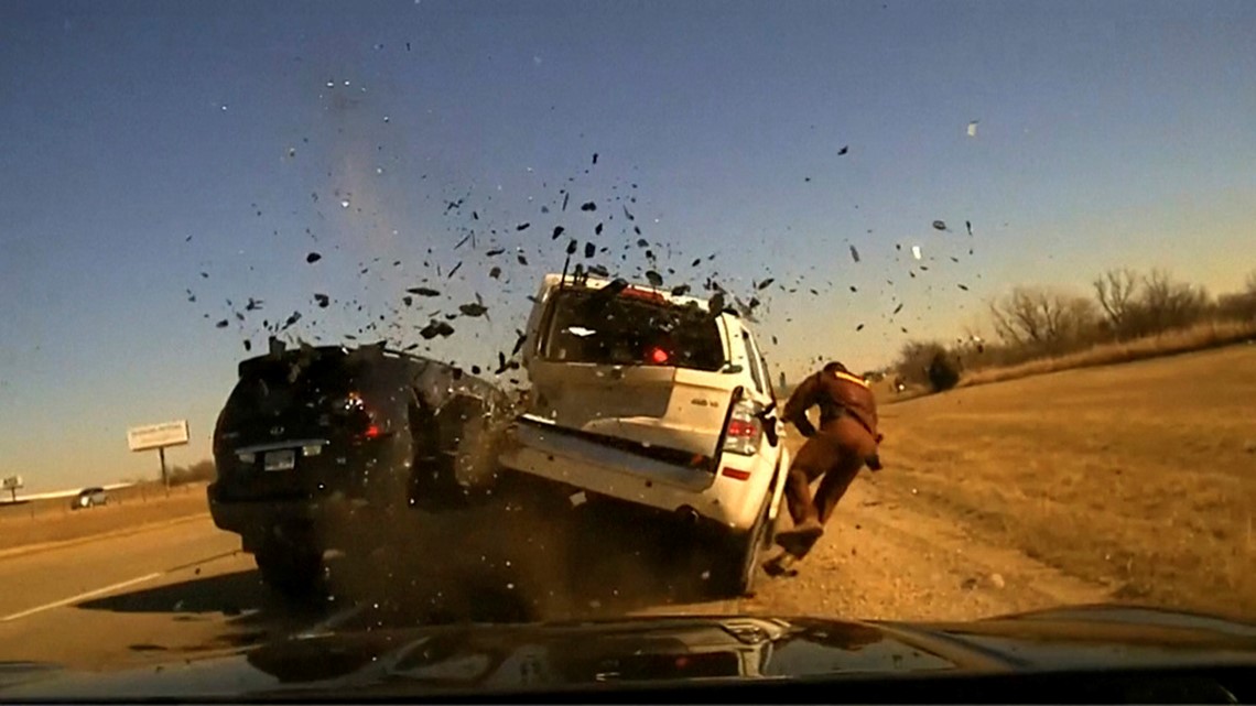 Trooper thrown to the ground as vehicle hits one he'd pulled over - Vimarsana News