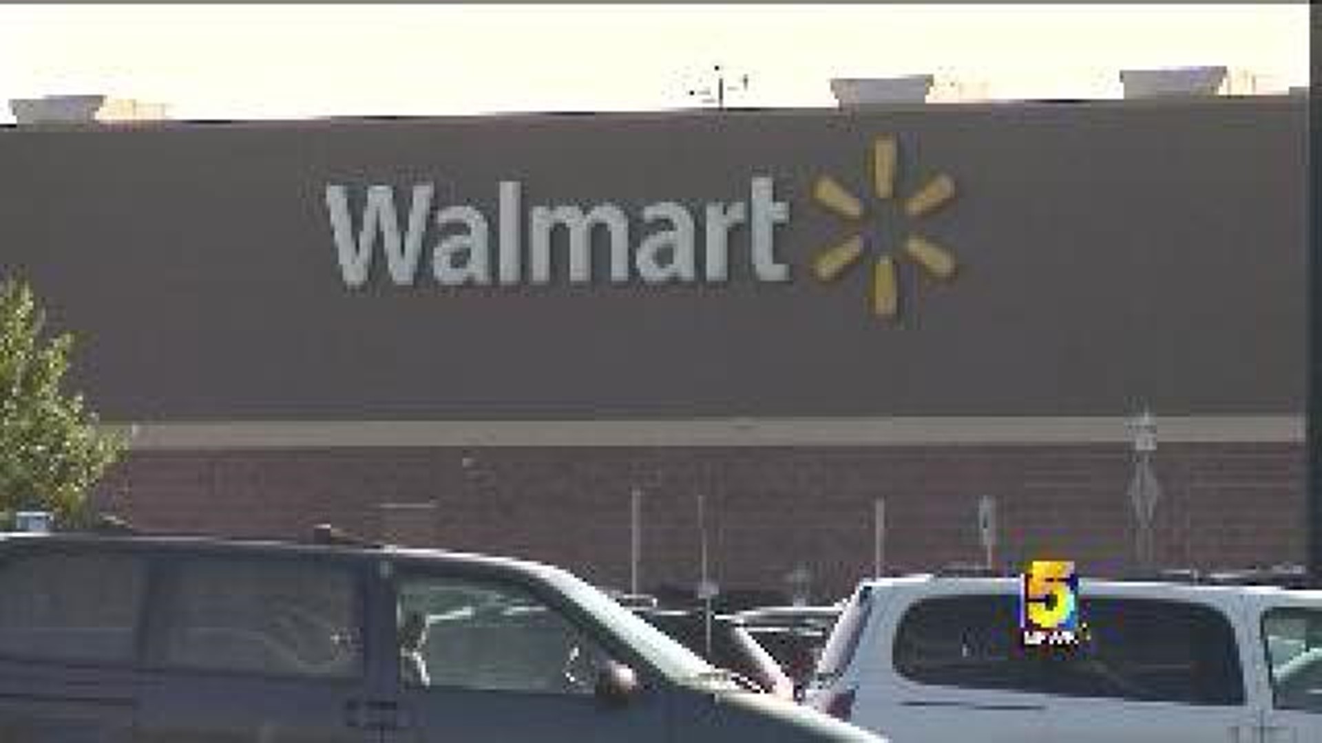 Walmart Employee Headbutted, Suspect Left Two-Year-Old Behind