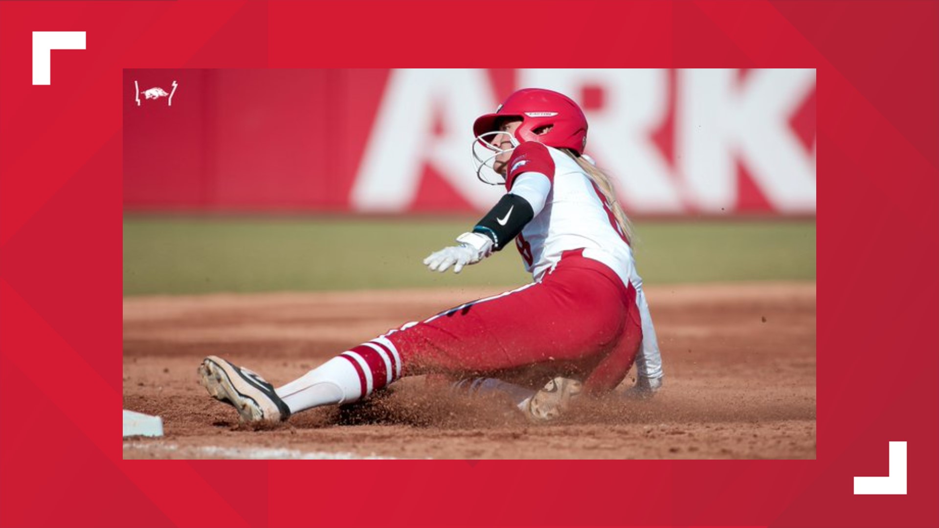 Razorback Softball Splits Sunday Doubleheader