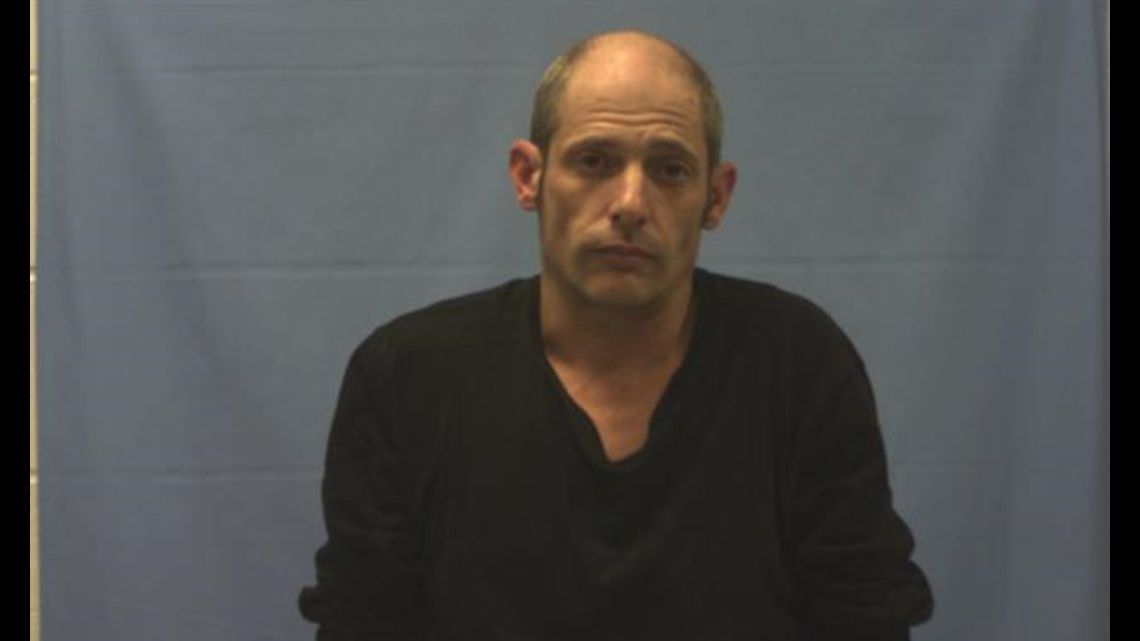 Van Buren Man Arrested For Assaulting Woman, Stabbing Man That Came To