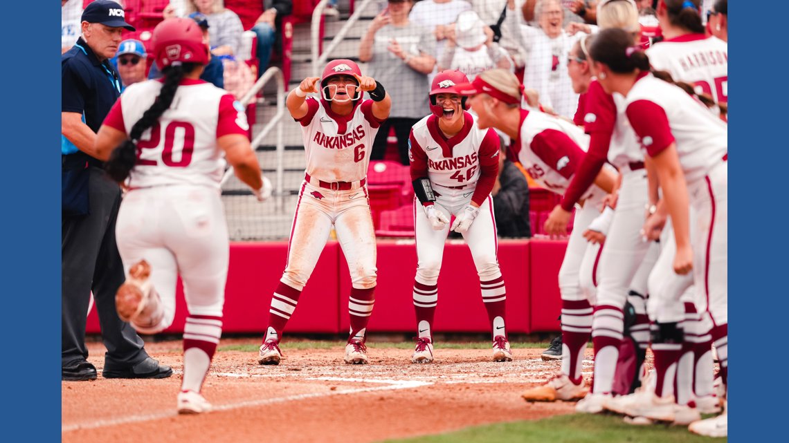 Arkansas rains down offense on Duke in Super Regional win