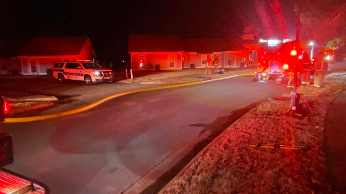 Springdale Fire Dept. respond to apartment fire