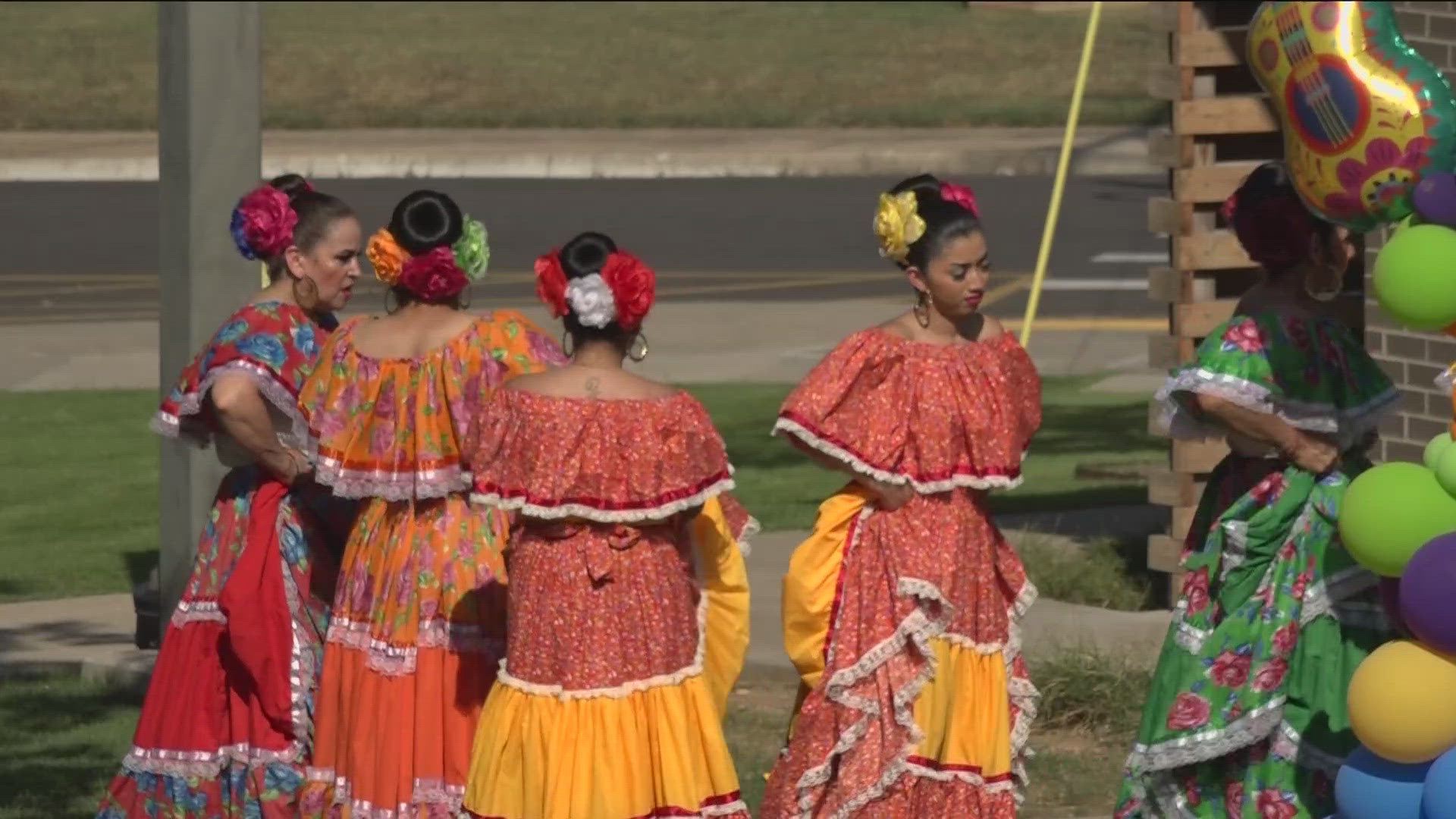 The evening was filled with live music, dancing, and local Hispanic cuisine.