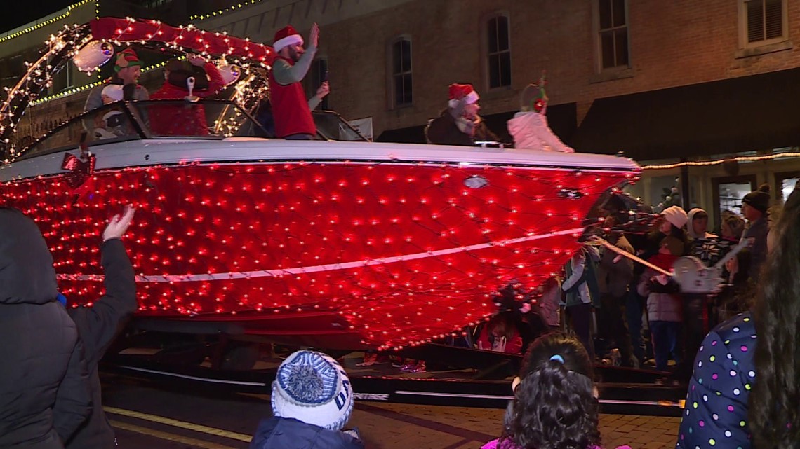 Thousands Attend Rogers Christmas Parade