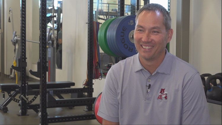1 on 1 with Ramon Ylanan, MD: The Razorback Team Physician