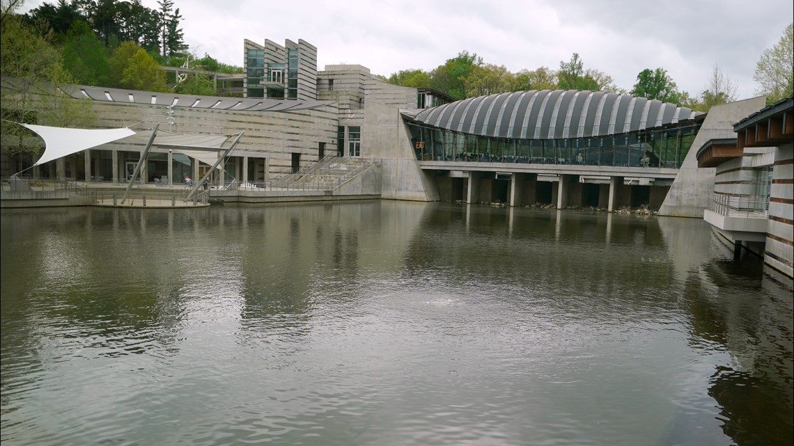 Crystal Bridges hosts cocktail hour to celebrate Star Wars Day