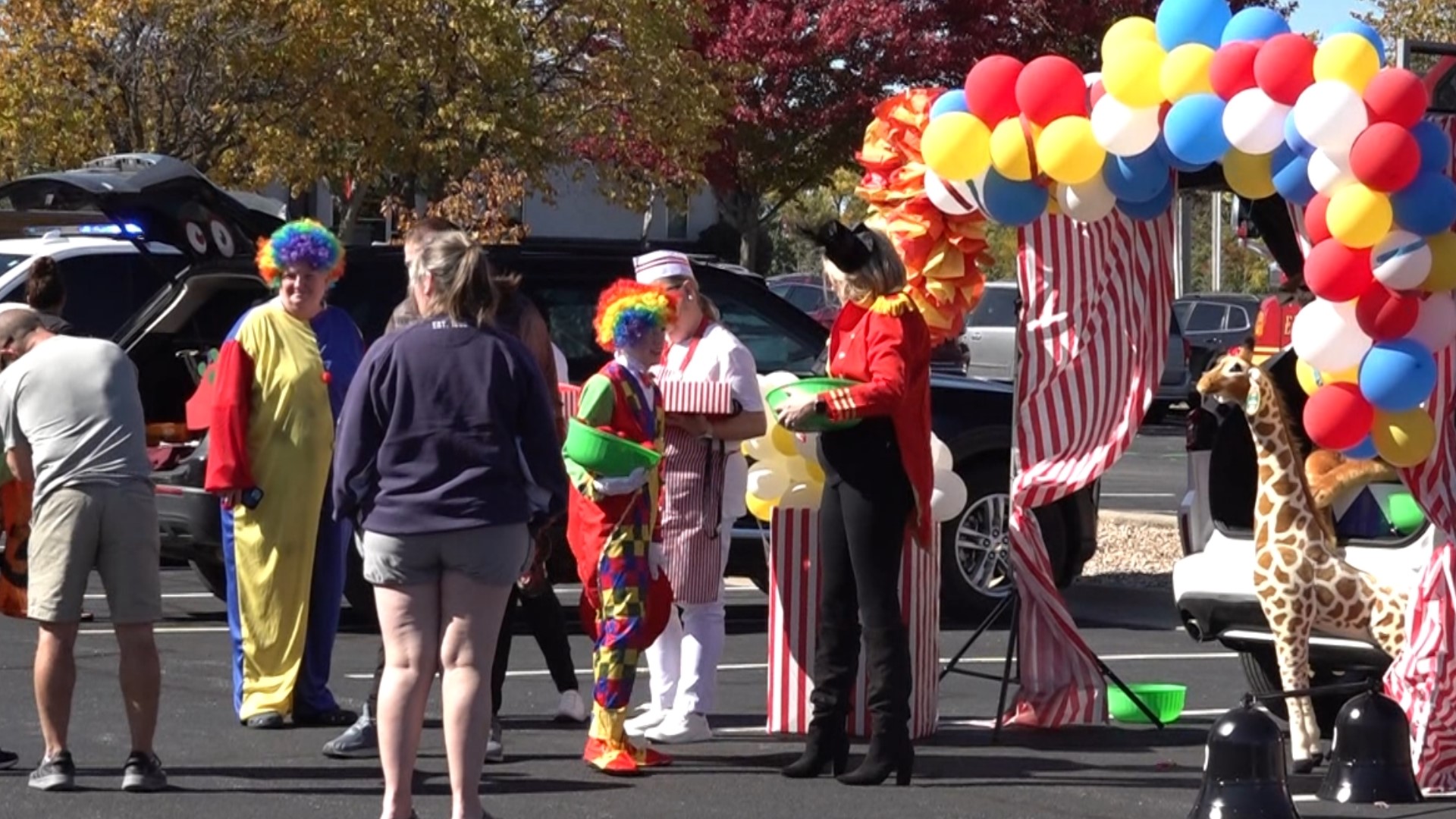 Hopebridge Hosts Annual Trunk-or-treat | 5newsonline.com