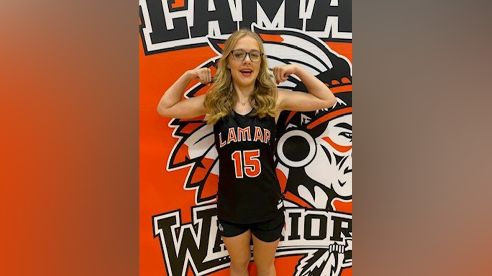 Lamar athletic events canceled after teen dies in car crash