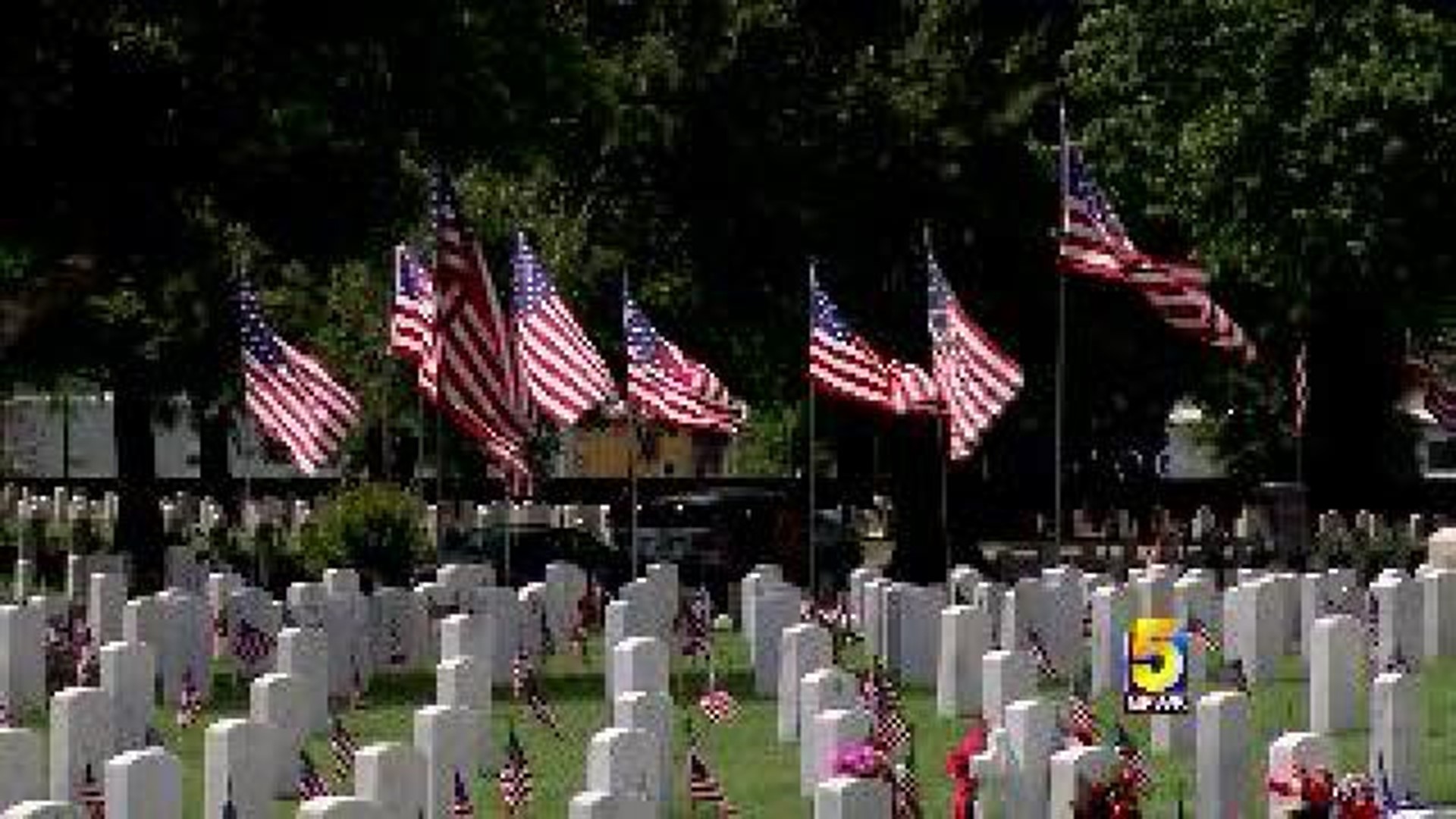 Hundreds Visit Fort Smith National Cemetery To Honor Fallen Veterans
