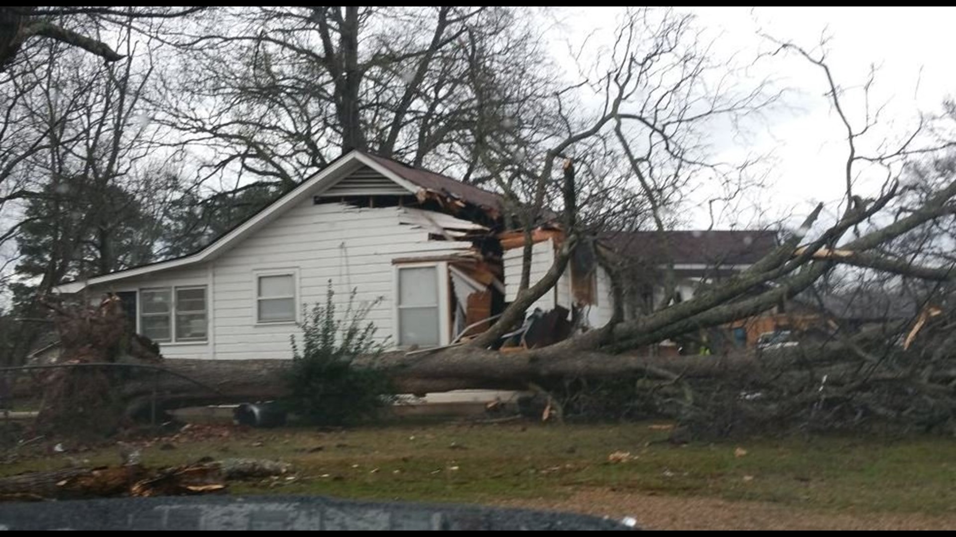 EF1 Tornado Damages Homes, Businesses In Bearden, Arkansas
