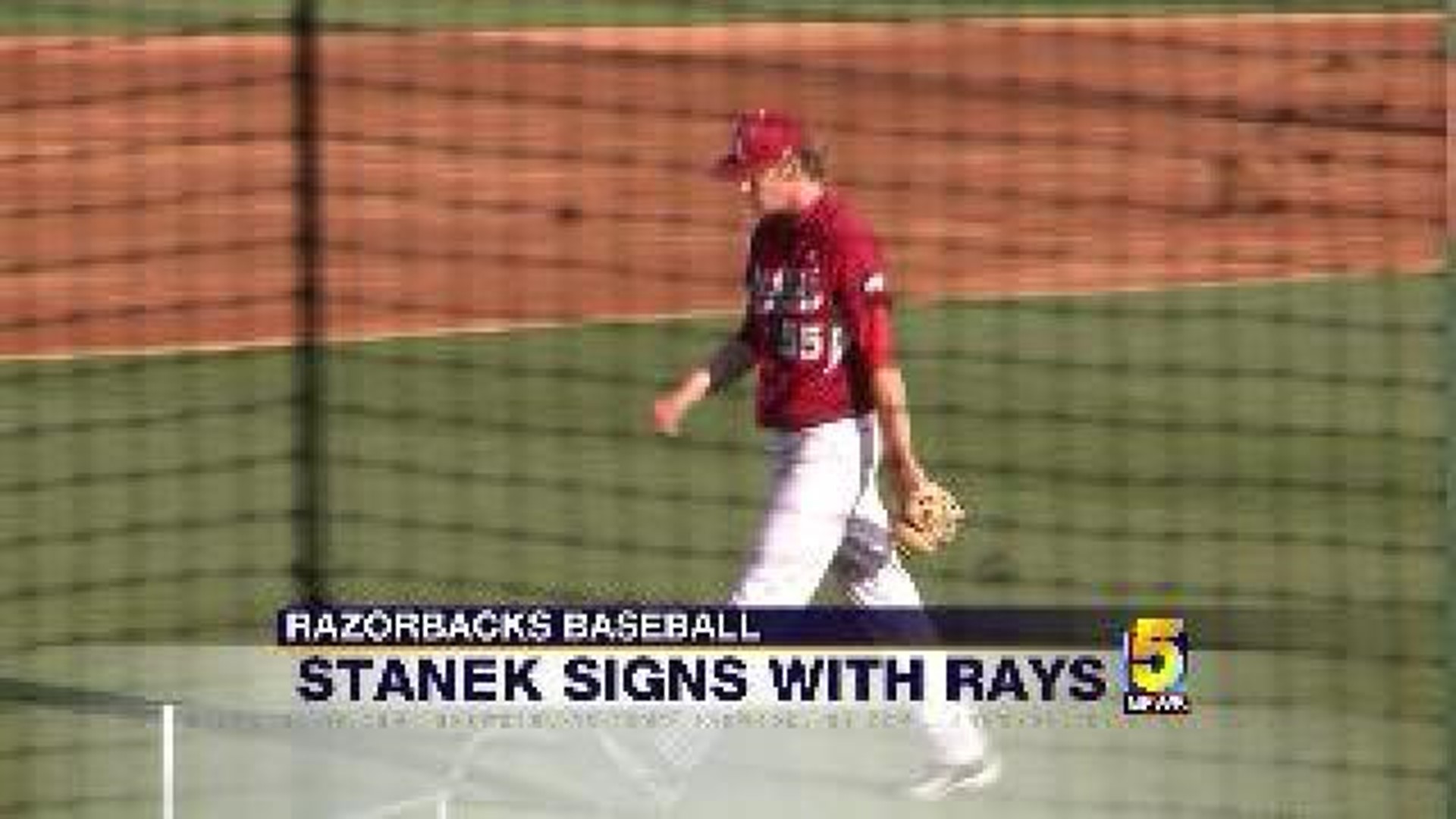 Stanek Signs with Rays