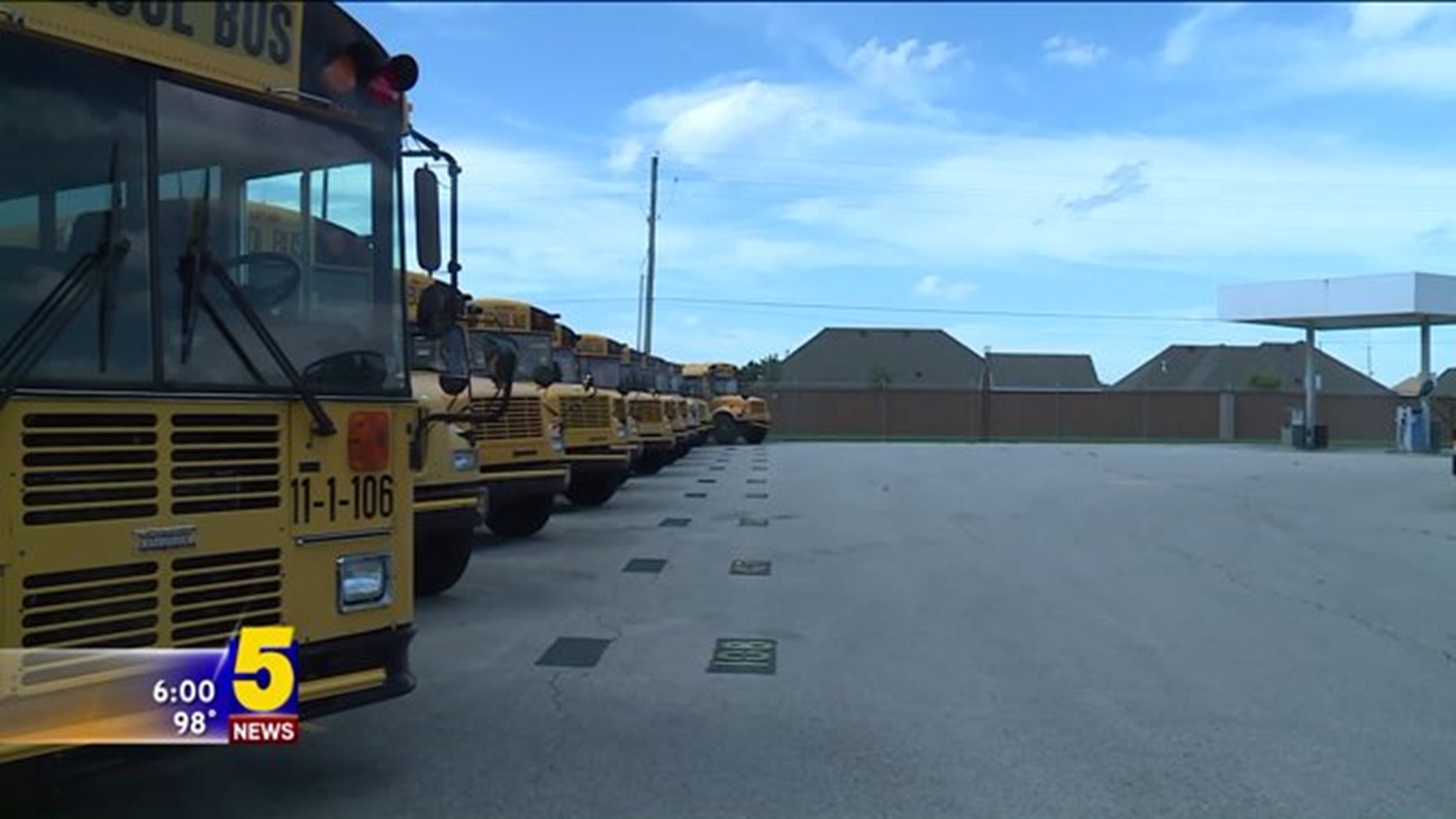 Bentonville Buses For New Year