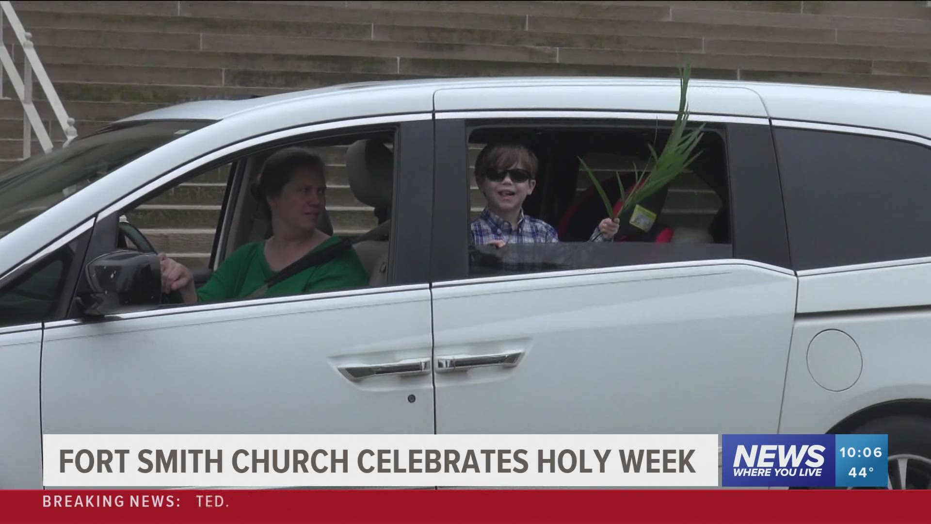 Fort Smith church celebrates holy week