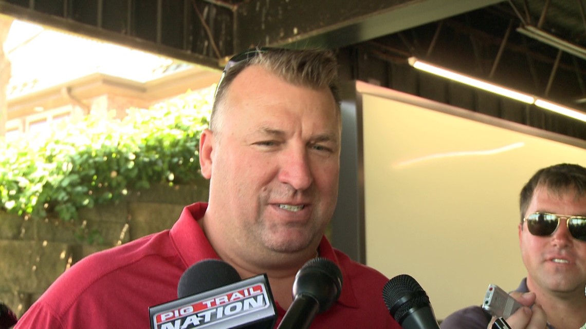 Full Interview: Bret Bielema Gives Update Headed Into Fall Camp 