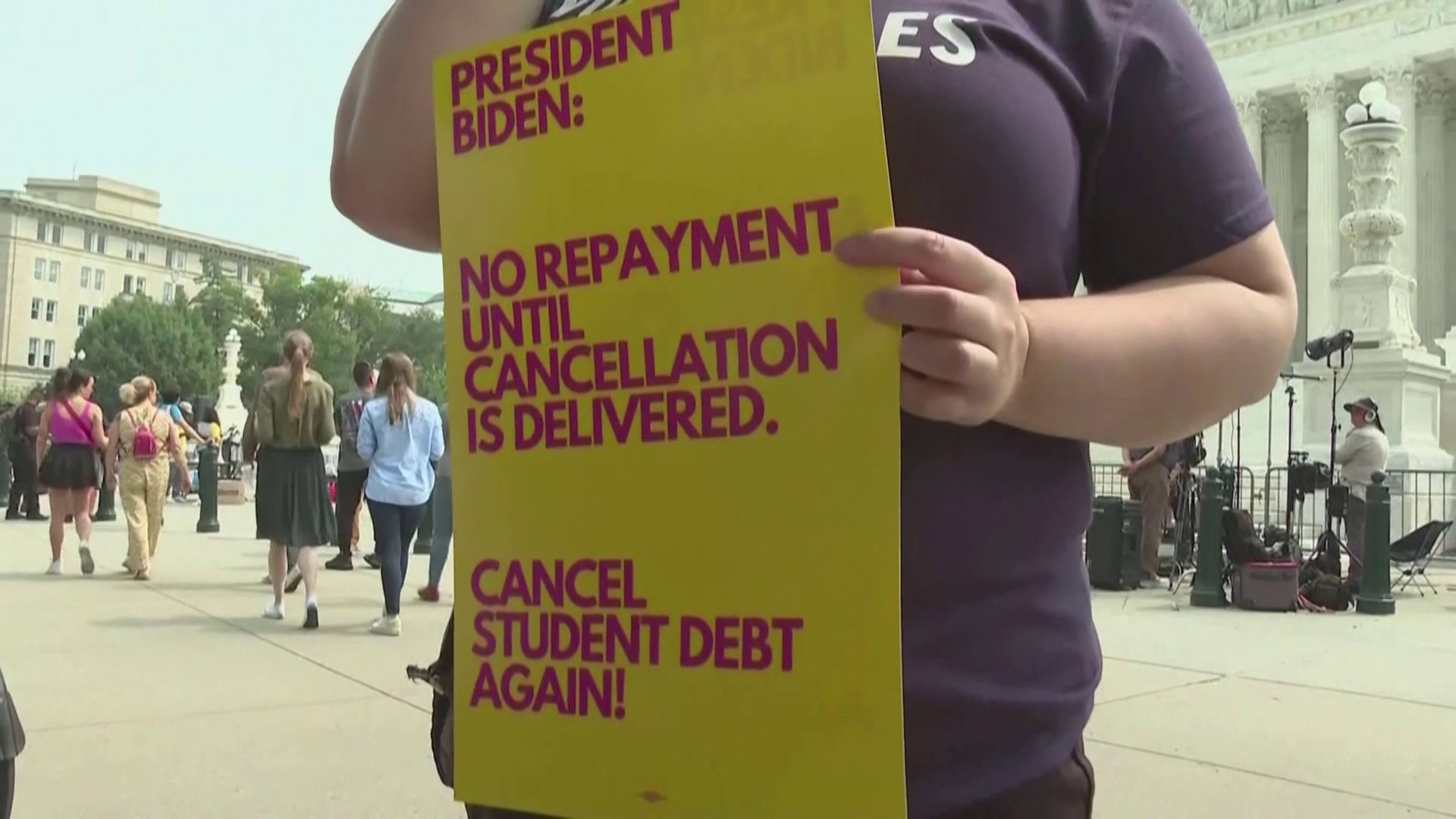 The Biden administration $400 billion plan for student loan debt release was thrown out by the Supreme Court.