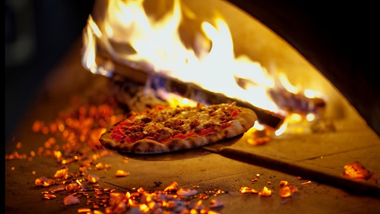 New wood-fired pizza restaurant opens in Fayetteville