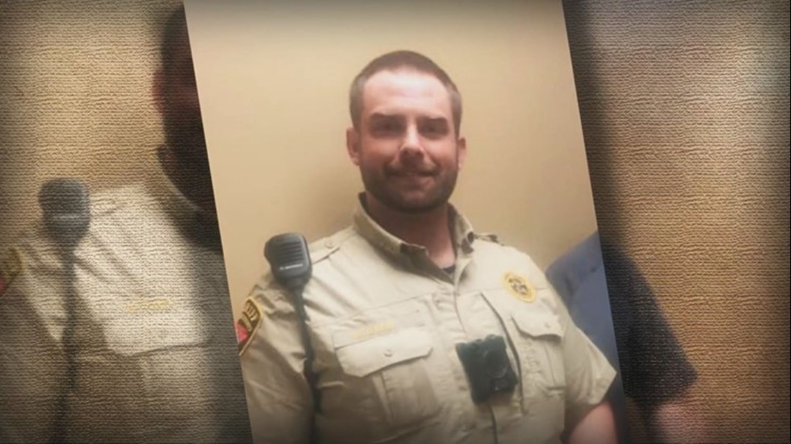 Former Lonoke Co. Deputy accused of manslaughter surrenders
