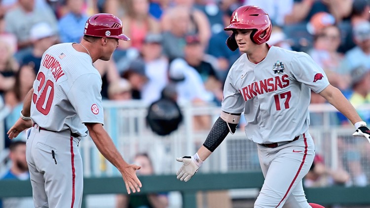 Razorbacks win second straight elimination game in Omaha with 3-2 victory over Ole Miss