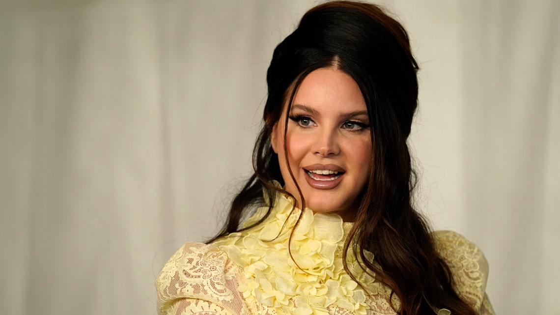 Musician Lana Del Rey calls Rogers performance career highlight