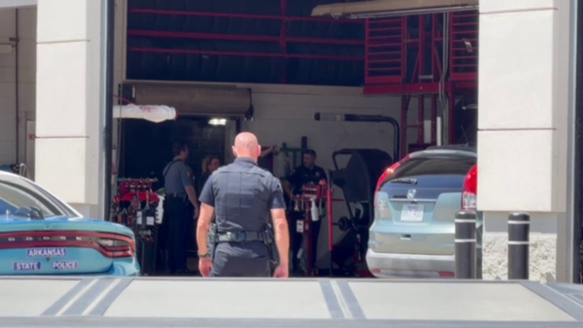 The Marshals said that the suspect, identified as Michael Williams, was on federal probation in eastern Arkansas.