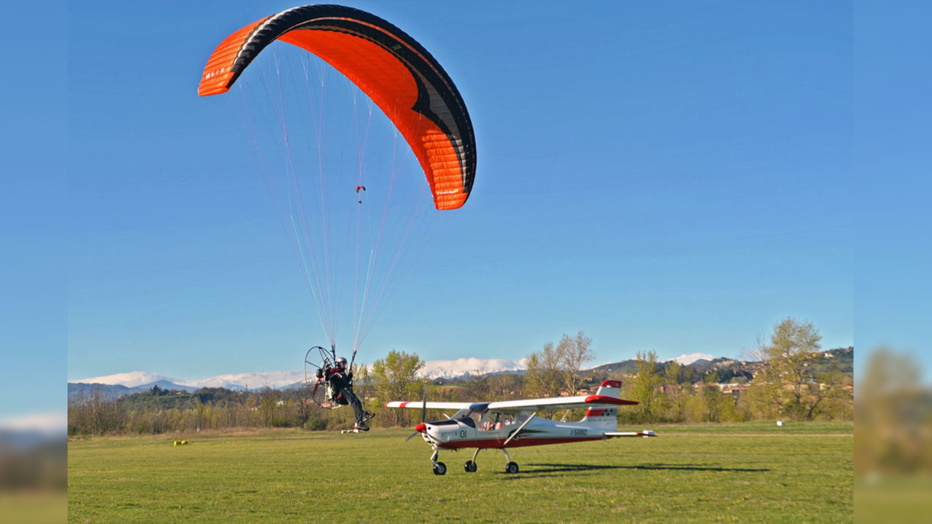 Southwest Air Sports, a paragliding school, offer tips on preventing crashes.