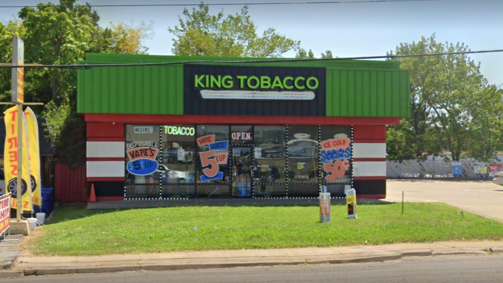 According to Fort Smith Police a robbery at King Tobacco #6 on Towson Avenue took place on Sunday, March 31 at around 9:40 p.m.