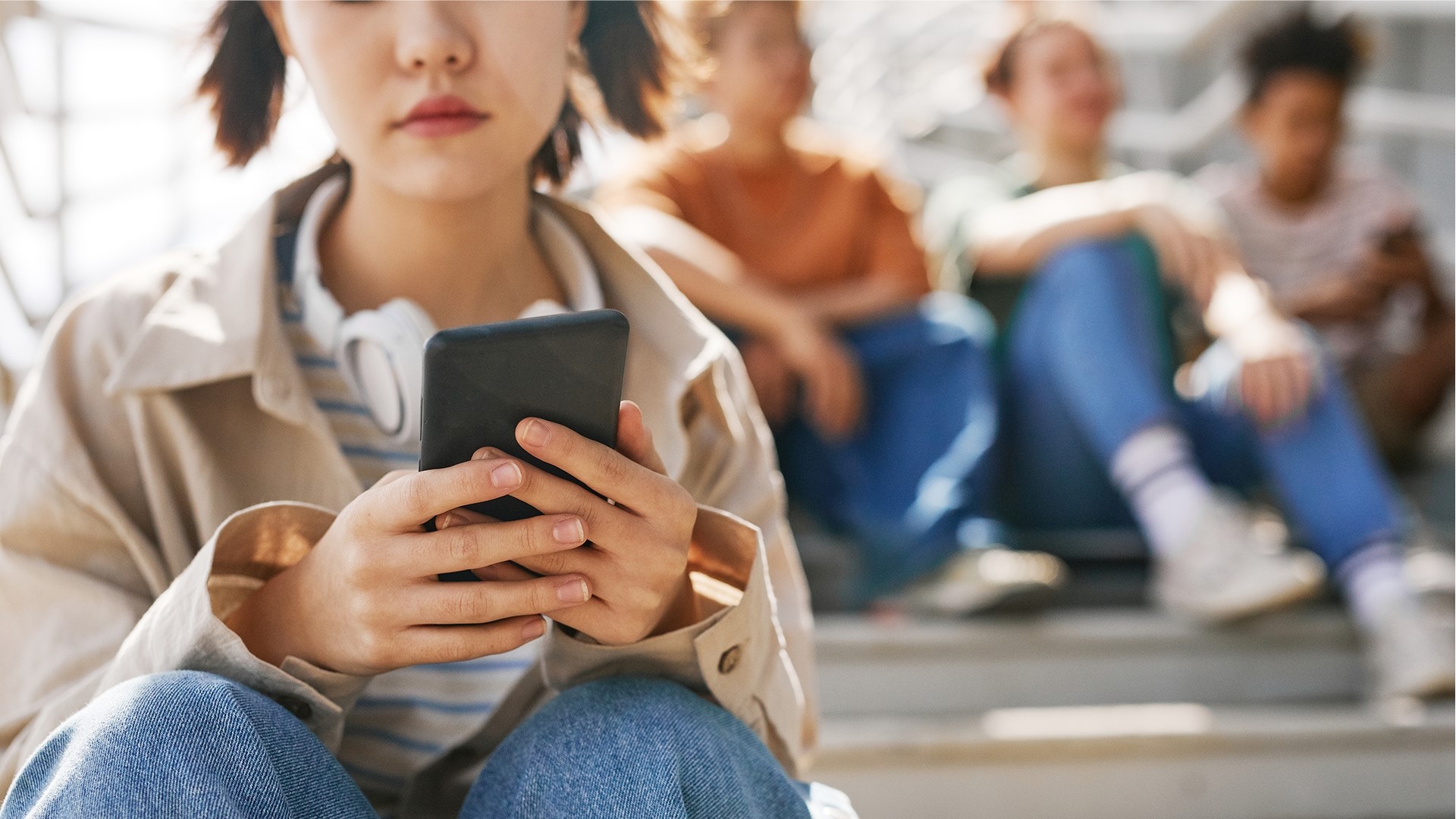 Parents are concerned about the impact social media apps might have on their children's body image. Here are some tips to approach the subject.