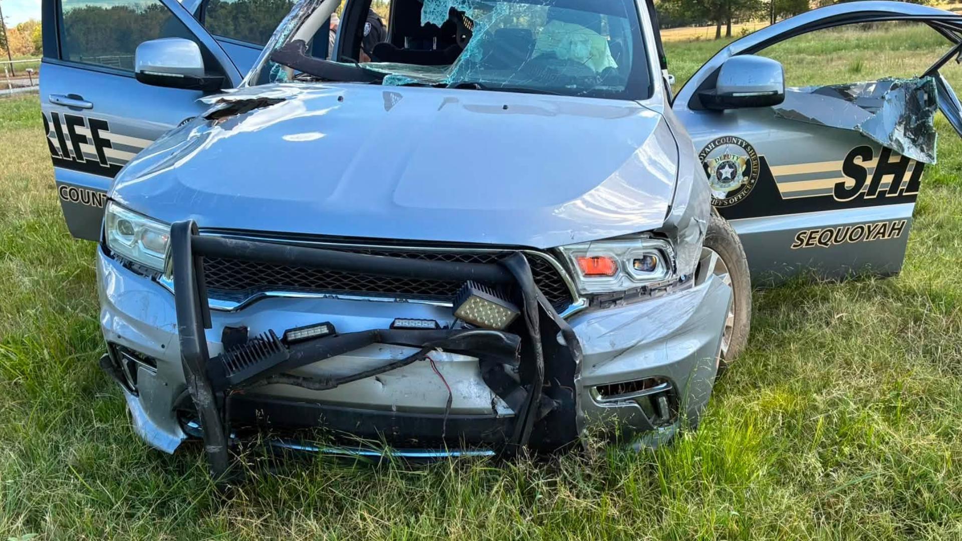 Sequoyah County deputy life-flighted after crash while responding to emergency call