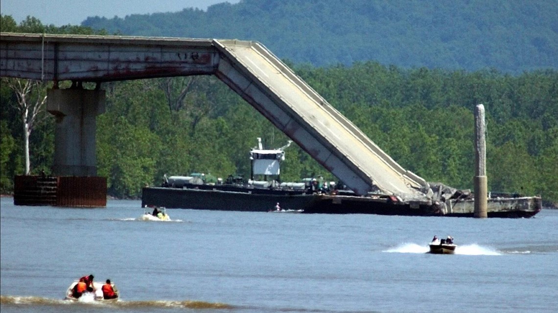 2024 Baltimore bridge collapse evokes memories of 2002 tragedy