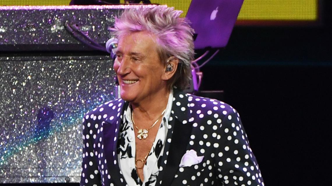 Rod Stewart making tour stop in Northwest Arkansas next year | Where to get tickets