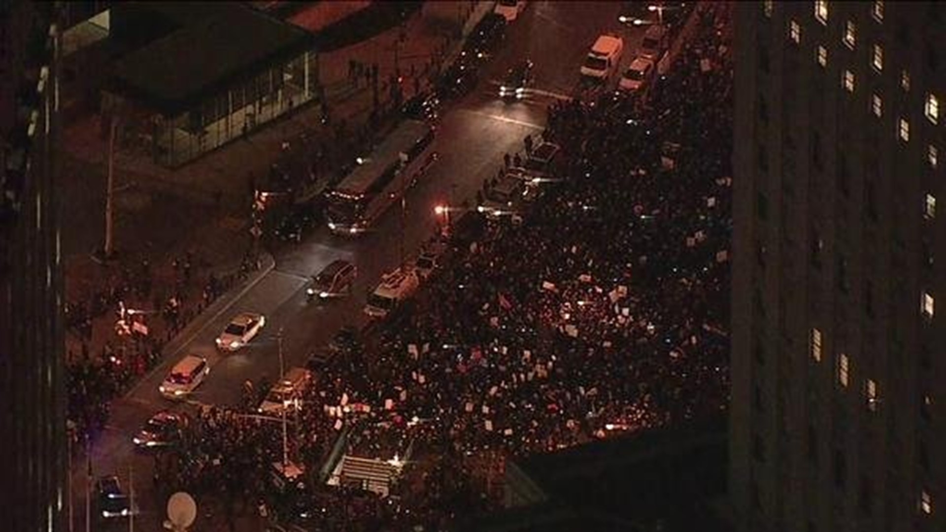 More Protests Against Decision In NYPD Chokehold Death Of Eric Garner ...