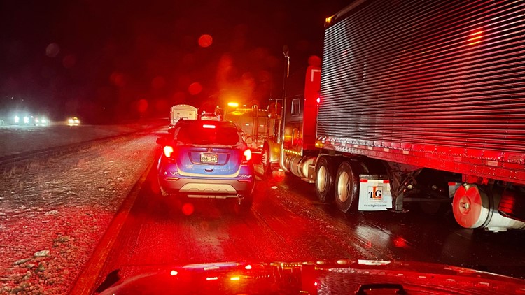 Winter weather causes traffic headaches in Northwest Arkansas