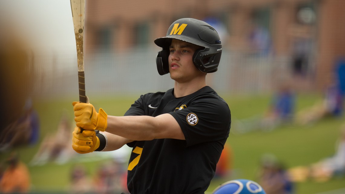 Former Mizzou outfielder Ross Lovich transfers to Arkansas