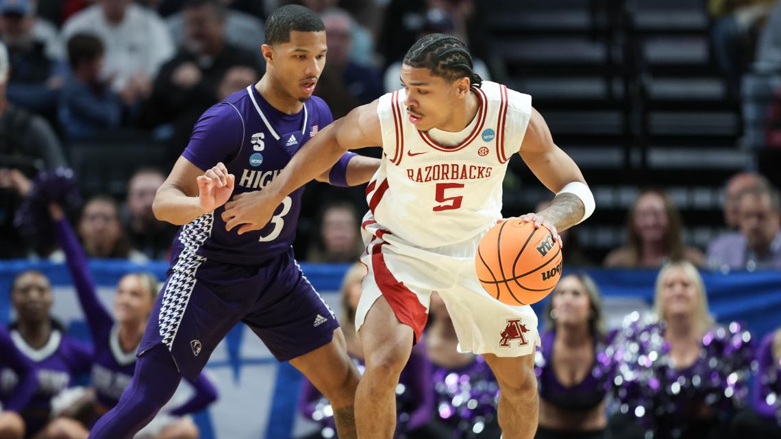 Arkansas Razorbacks face No. 1-seeded Arizona Wildcats in Sweet Sixteen matchup