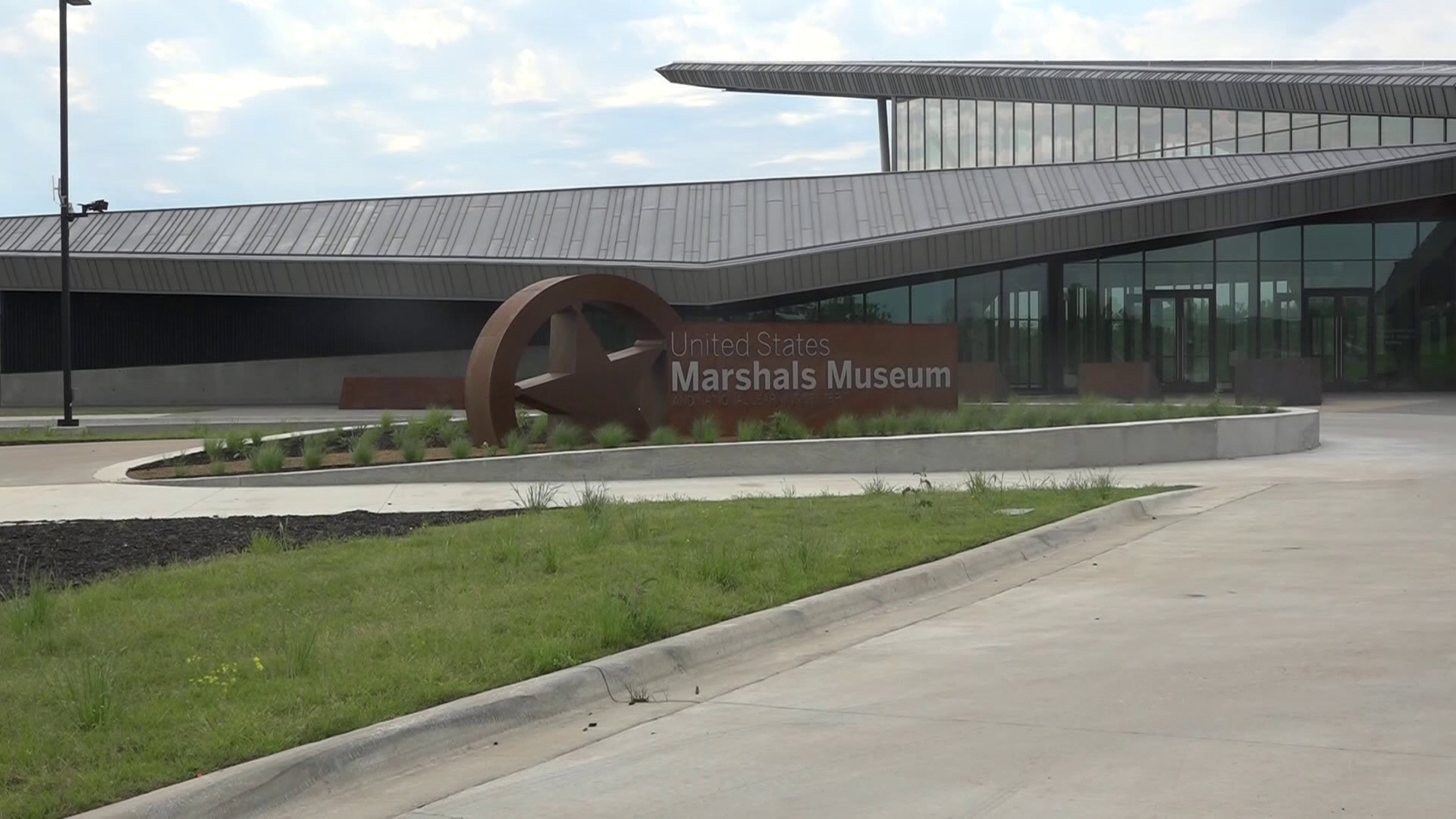A new President and C.E.O at the U.S. Marshals Museum in Fort Smith starts August 22nd.  Daren speaks with Ben Johnson about his goals.