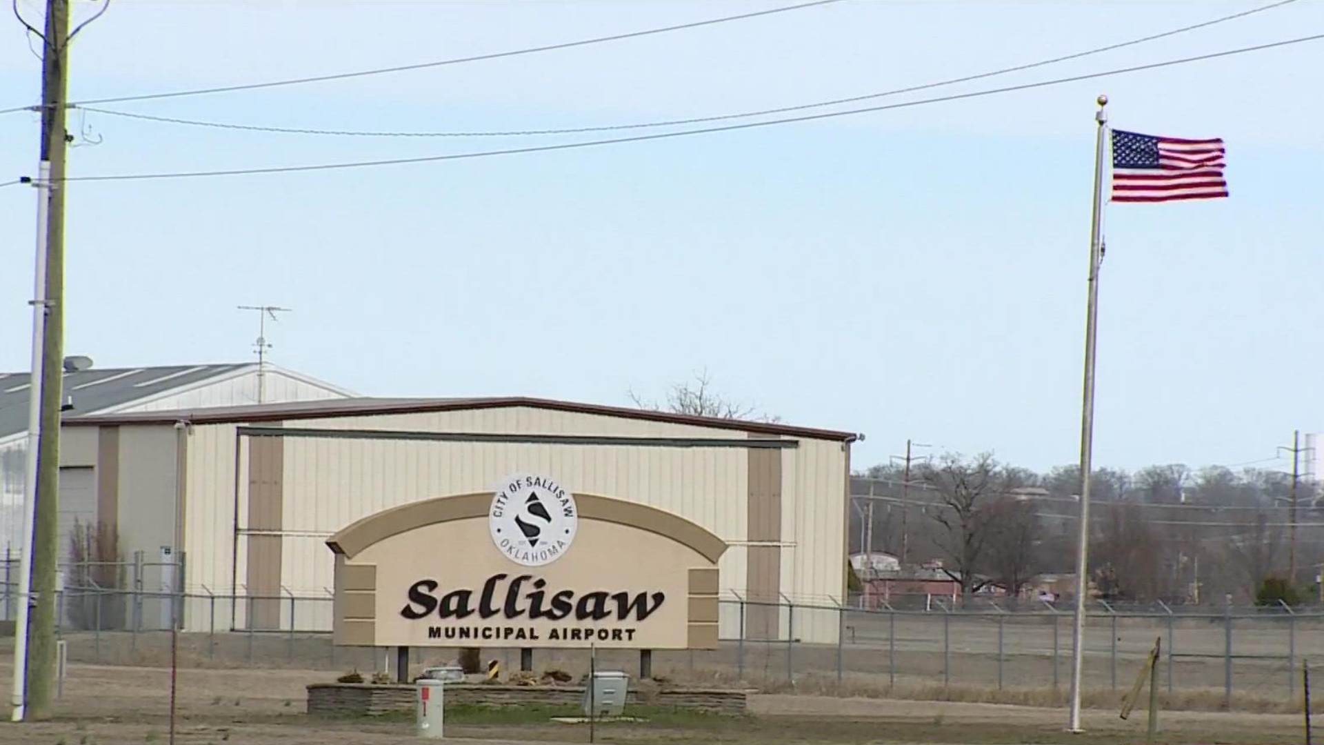 According to the Sallisaw Police Department, a woman died after an unknown issue took place during a solo skydiving jump at the Adventure Skydive Center.
