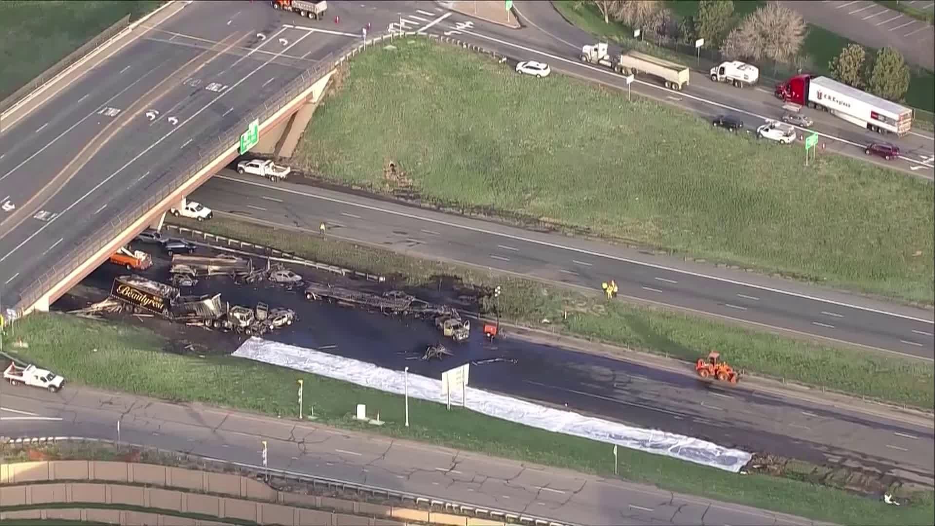 Fiery Crash on I-70 Kills 4 (CBS News)