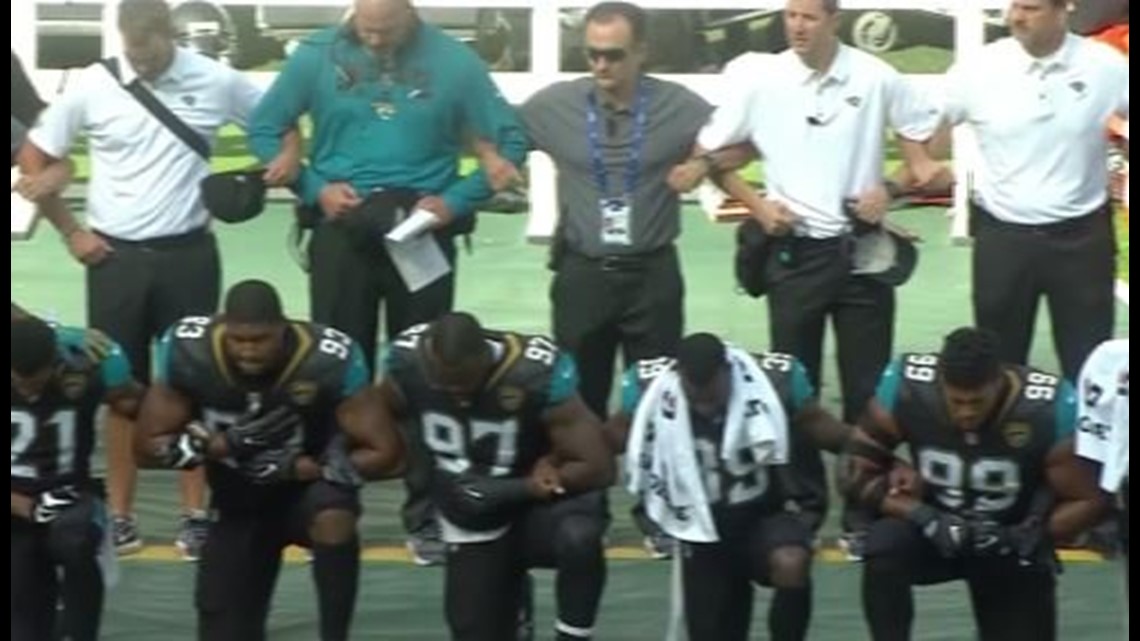 Nfl Players Kneel Raise Fists Lock Arms During National Anthem 