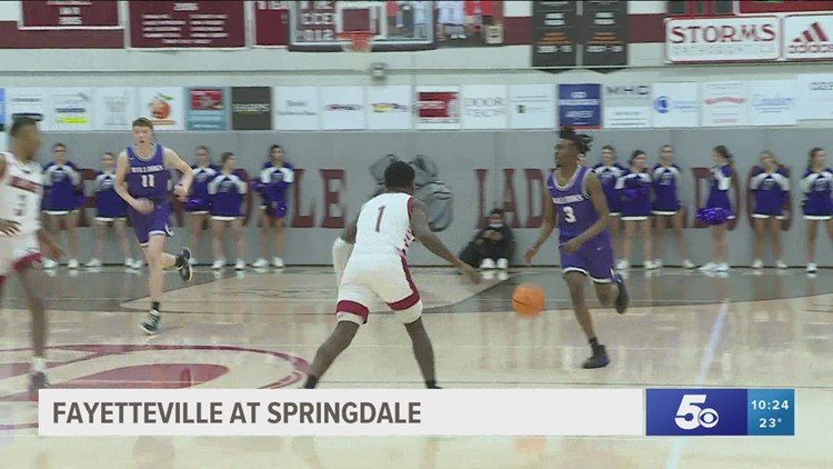 Fayetteville boys basketball picks up win at Springdale