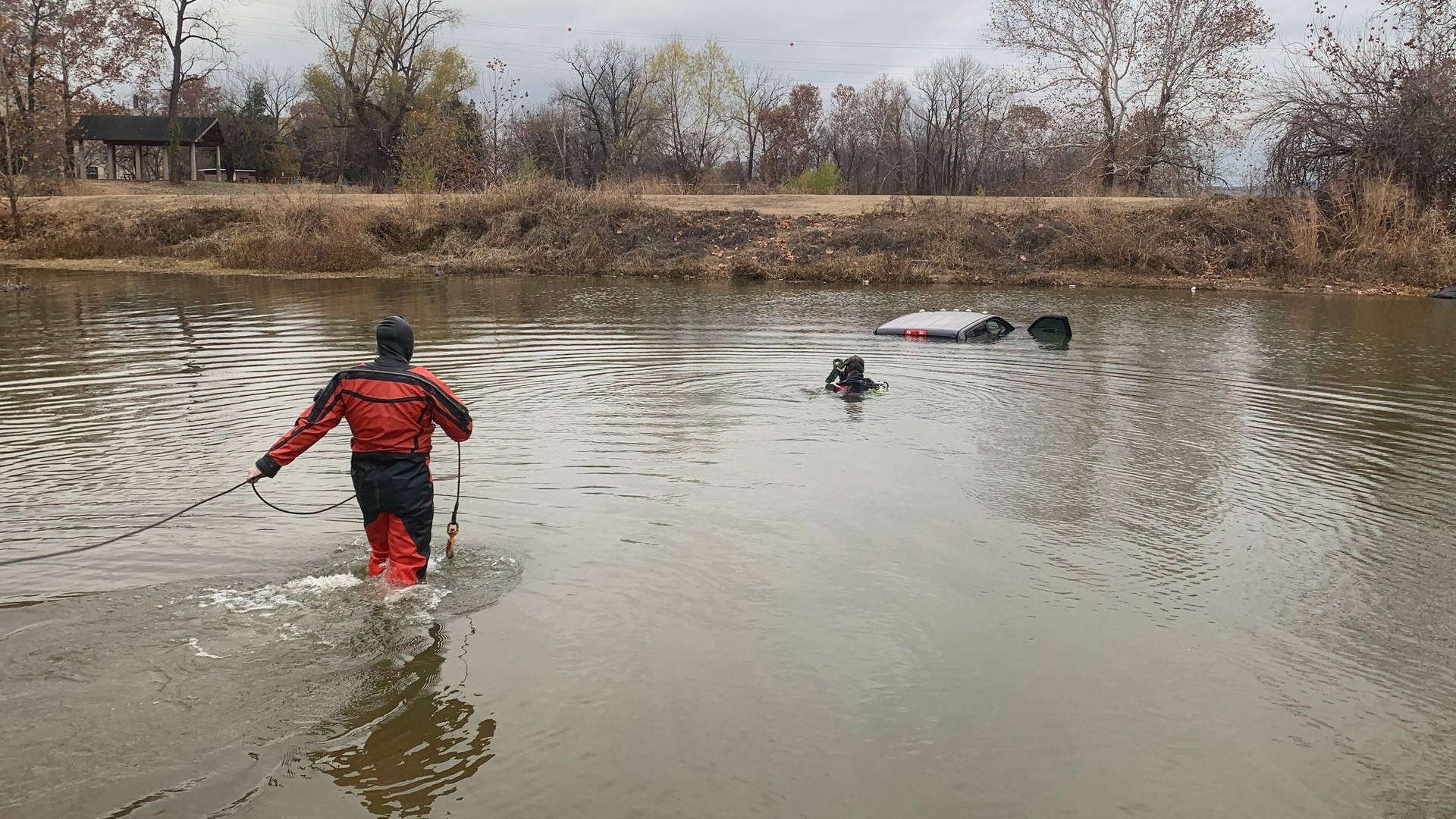 Submerged truck retrieved from river in Fort Smith | 5newsonline.com