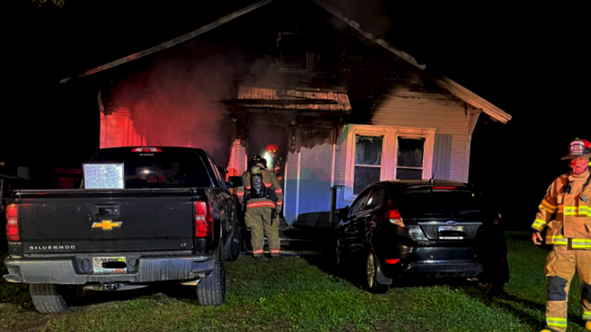 Fire Crews Work To Put Out House Fire At Sulphur Springs | 5newsonline.com