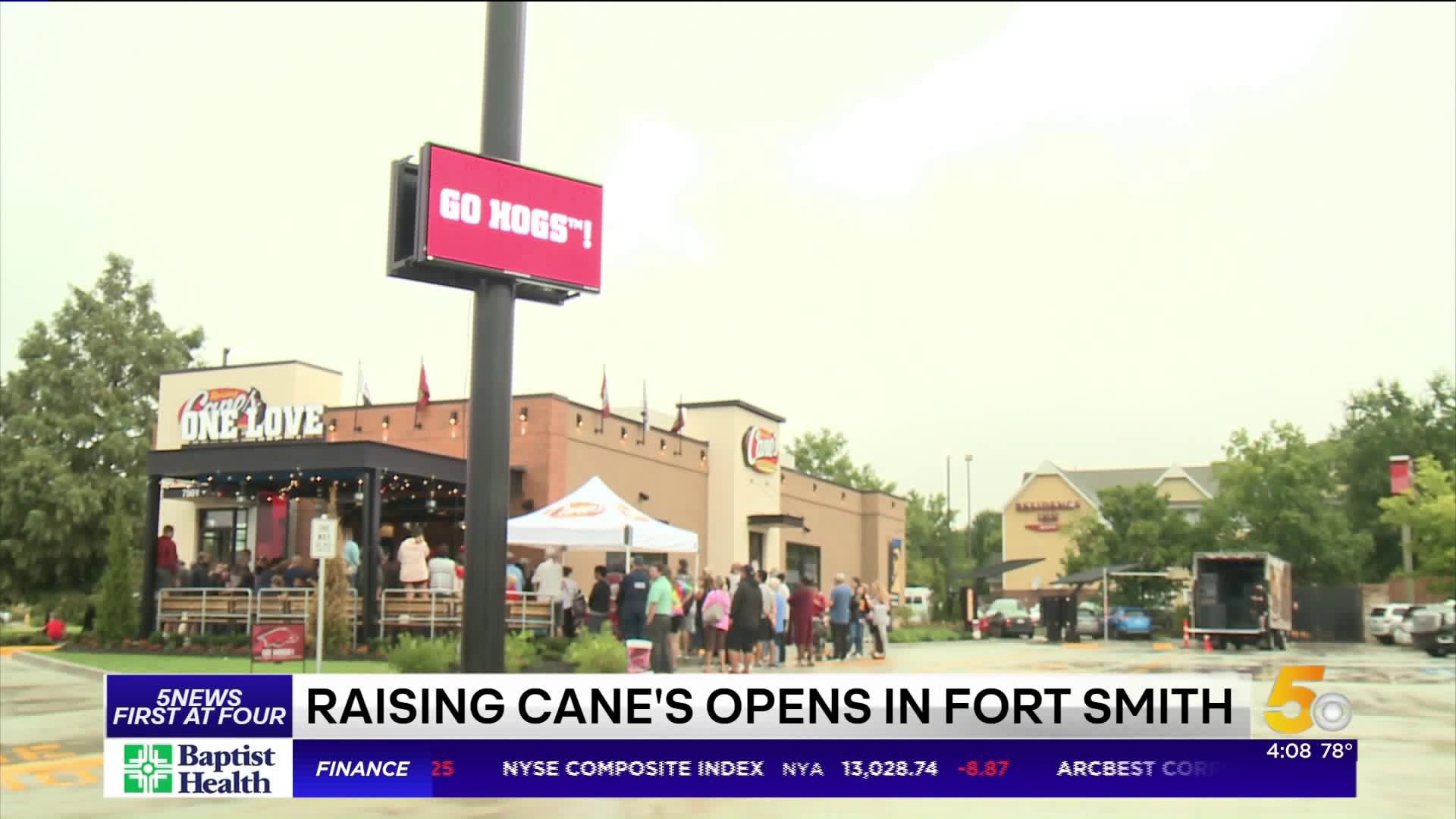 Raising Cane`s Opens in Fort Smith