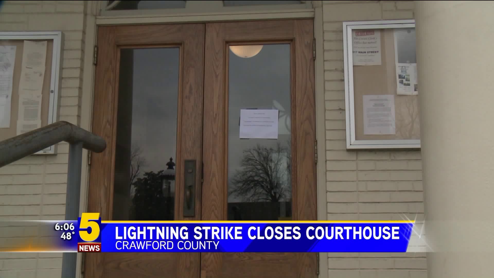 Lightning Strike Closes Courthouse