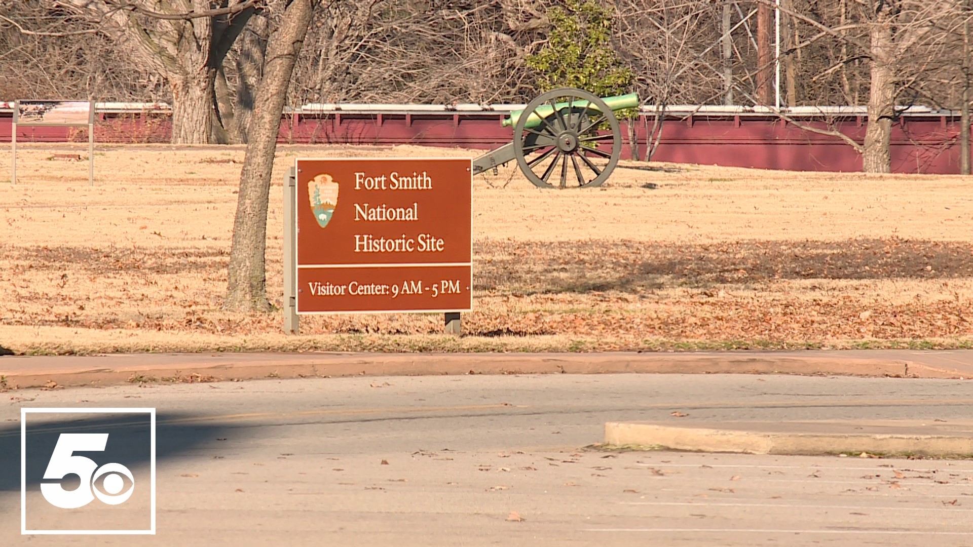 Fort Smith National Historic Site Supervisory Park Ranger Nissa Mondahl joins 5NEWS Anchor Daren Bobb to discuss the park's museum and visitors center reopening.