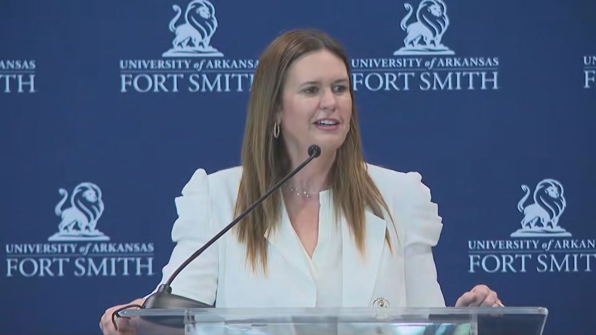Gov. Sanders, state leaders gather at UAFS ribbon cutting for workforce ...