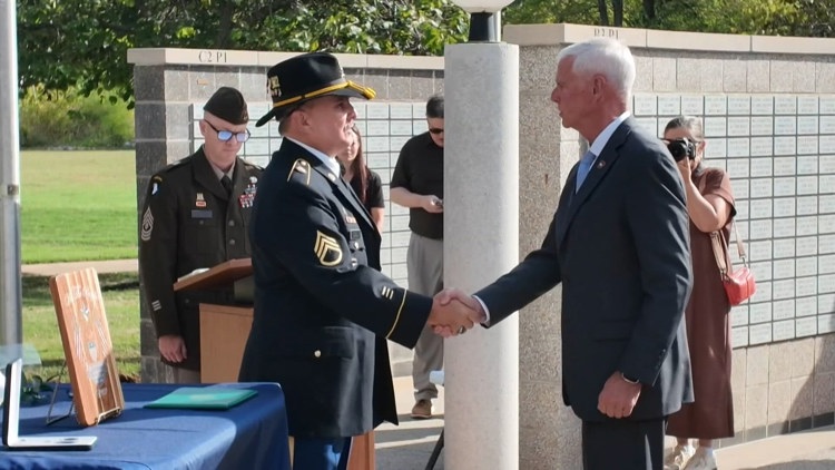 Army veteran receives Purple Heart 17 years after being injured in Iraq