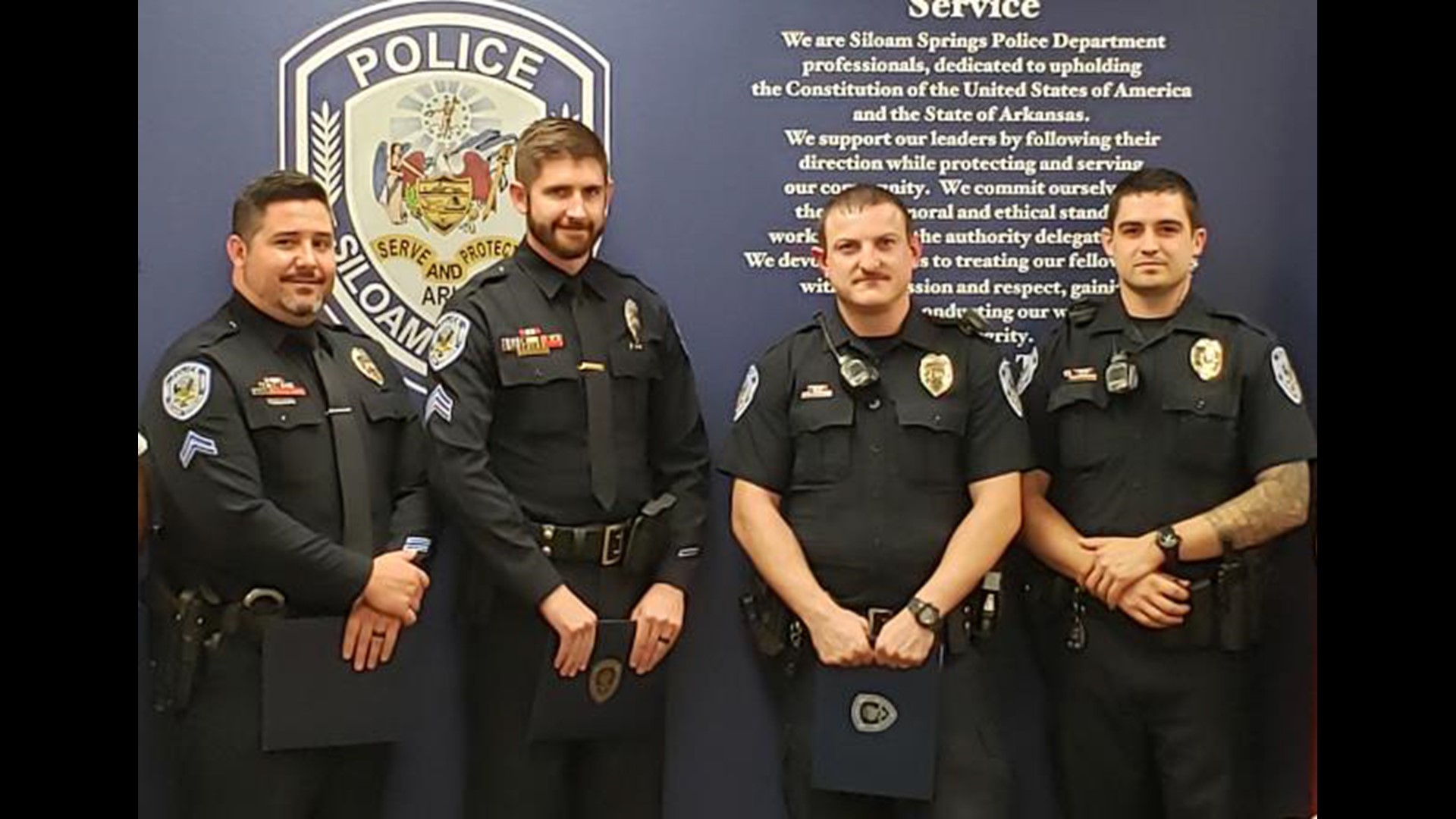 Siloam Springs Police Officers Receive Medal Of Valor After Courageous